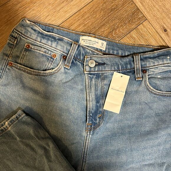 NWT Abercrombie & Fitch 90s Slim Straight Ultra High rise - Picture 2 of 5